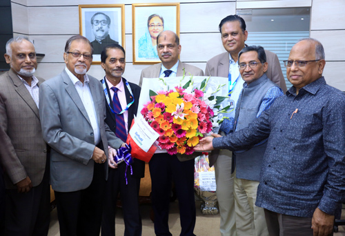 DIU Delegation Greets newly appointed UGC Chairman Prof. Dr. Kazi ...